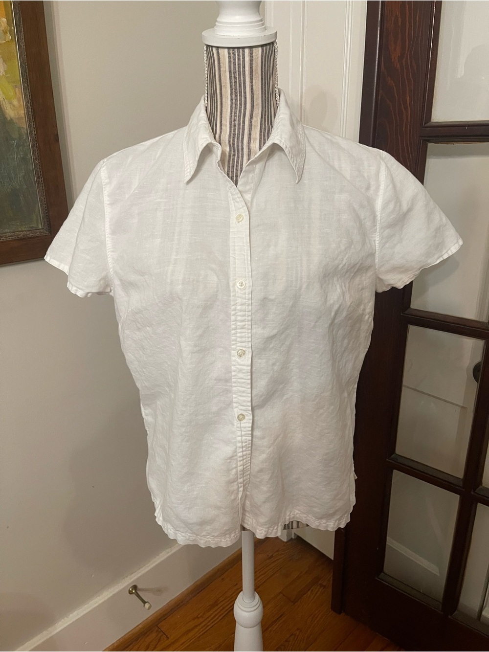 Eddie Bauer White Short-Sleeve Button-Down Shirt Linen and Cotton